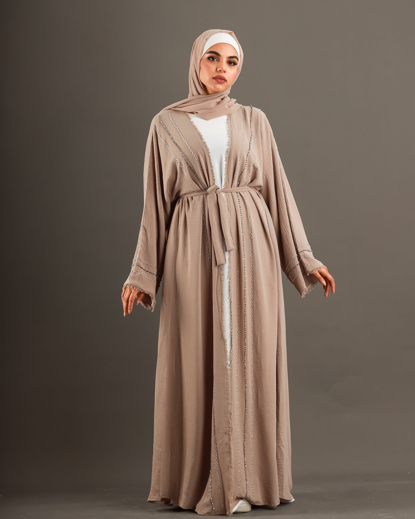 Abaya with stones in Beige